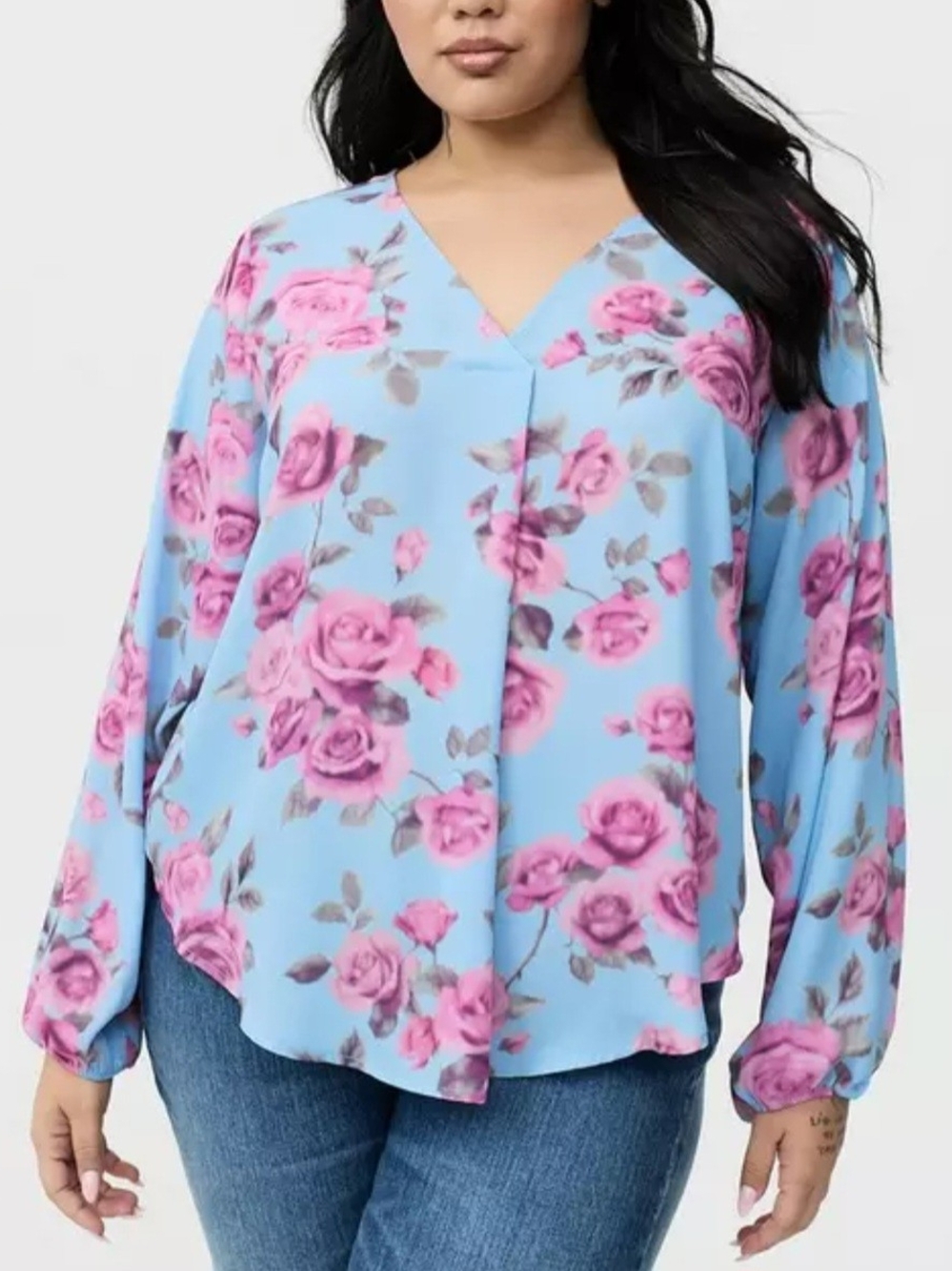 Torrid Georgette Popover Blue Floral V-Neck Blouse w/ Pink Roses Size 1 (14/16)